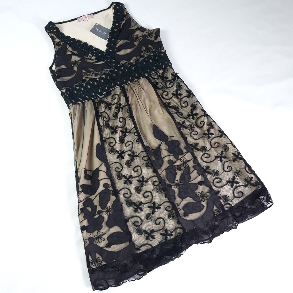 NWT New Young Essence Lace Overlay Dress M